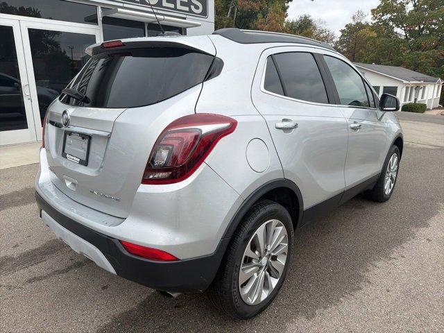 Used 2018 Buick Encore Preferred image 3