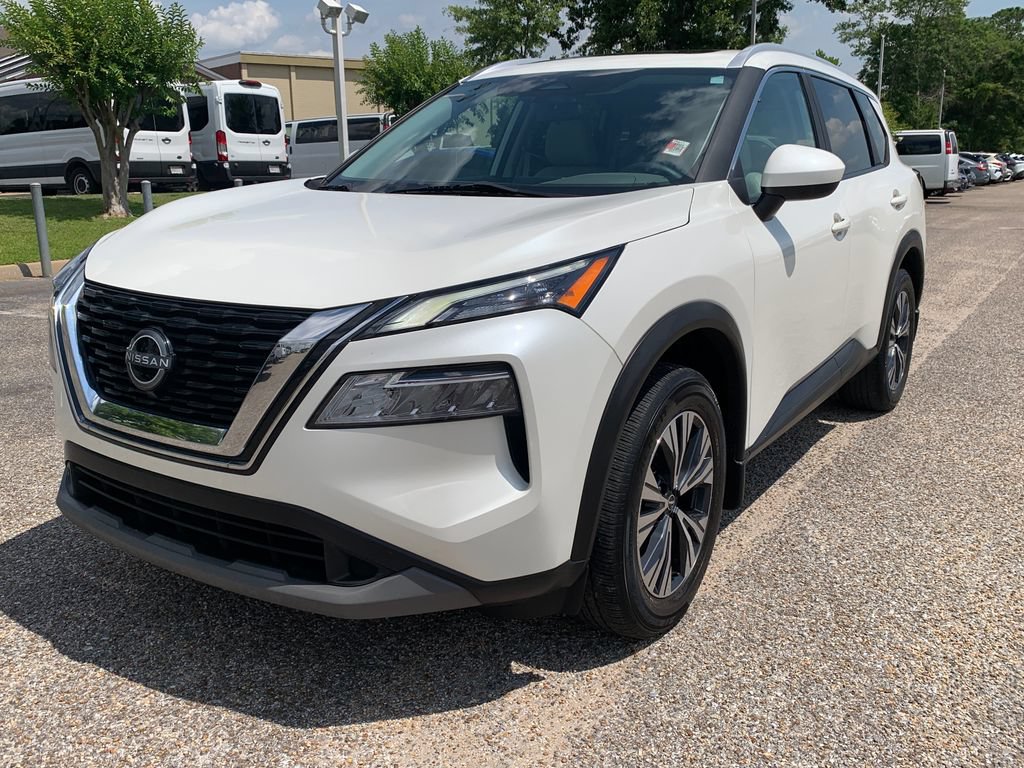 Used 2023 Nissan Rogue SV w/ SV Premium B Package FWD image 4