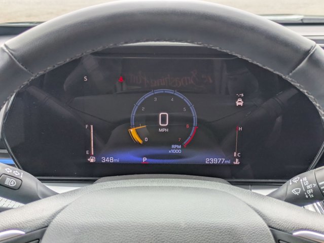 Used 2025 Chevrolet Trax LT w/ LT Convenience Package image 14