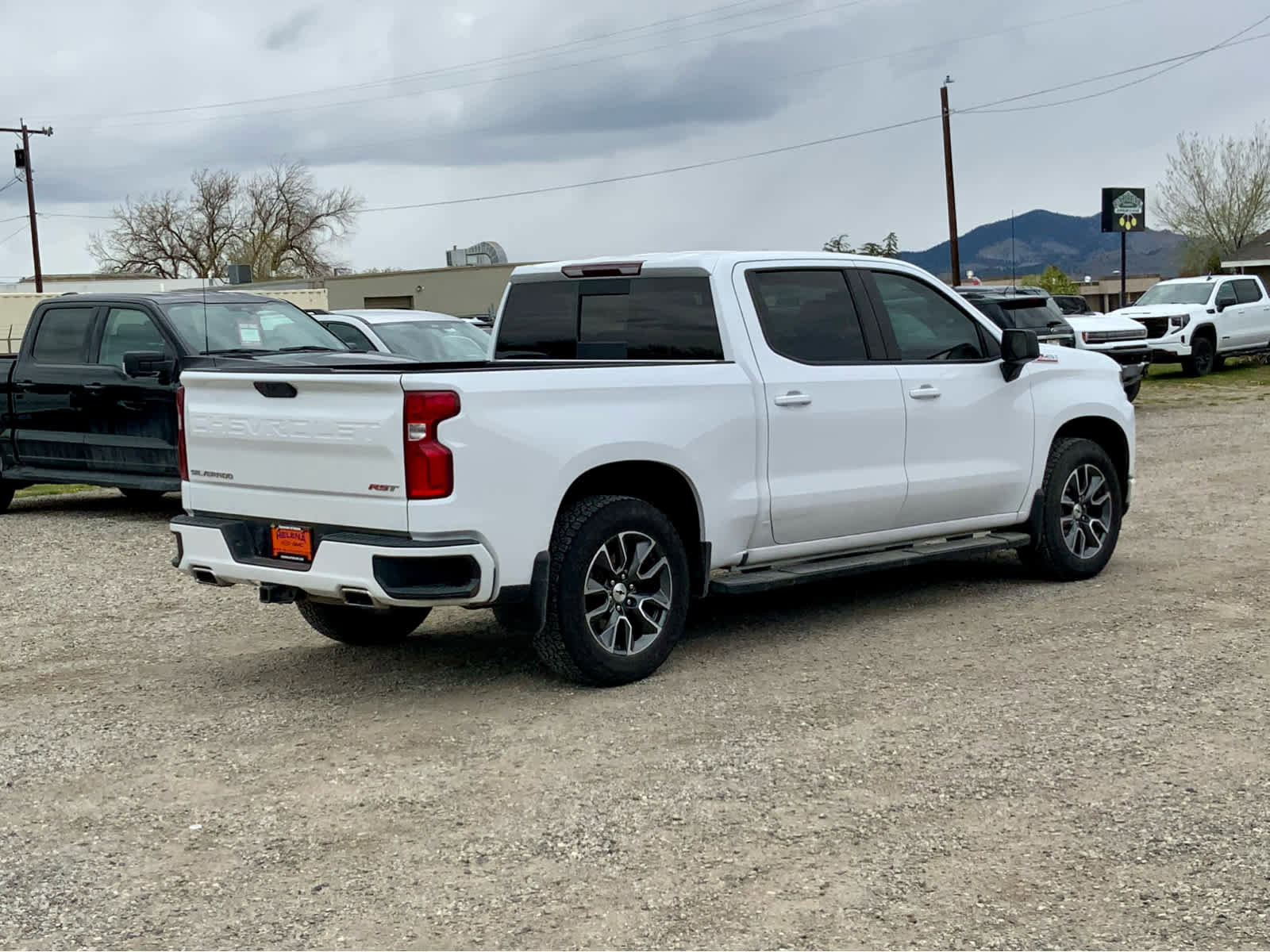Used 2020 Chevrolet Silverado 1500 RST w/ True North Edition AWD/4WD image 5