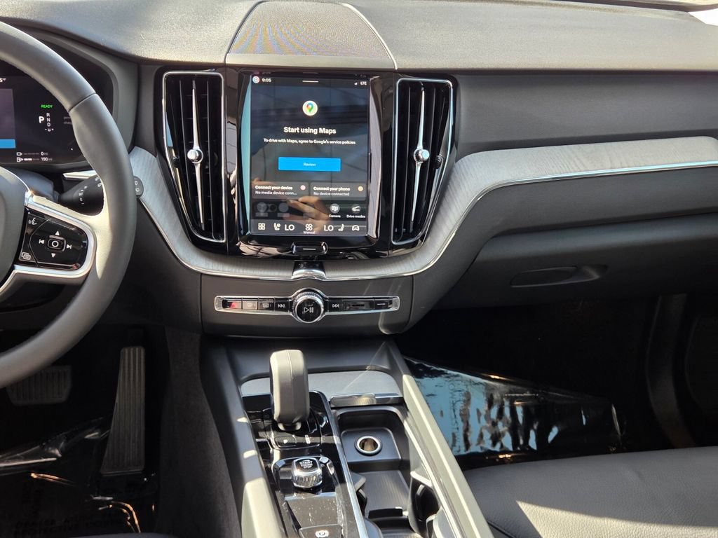 Used 2025 Volvo XC60 T8 Plus w/ Protection Package Premier AWD/4WD image 17
