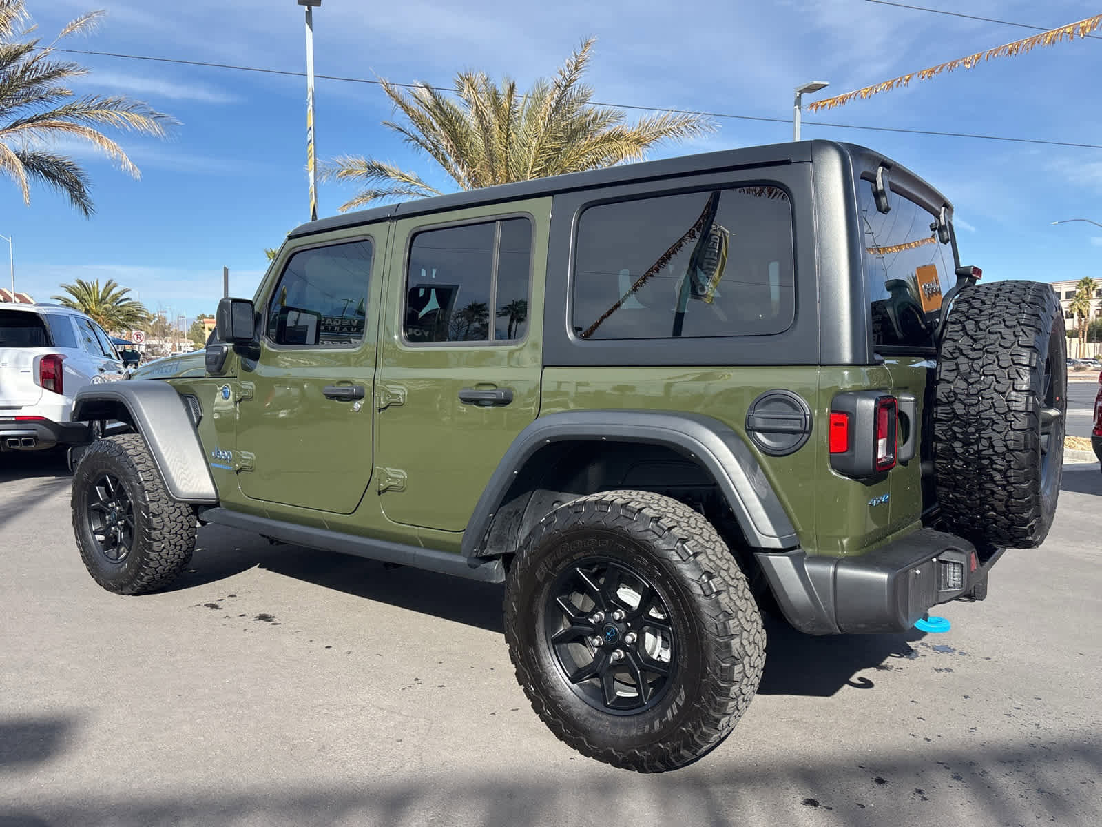 Used 2024 Jeep Wrangler Willys image 14