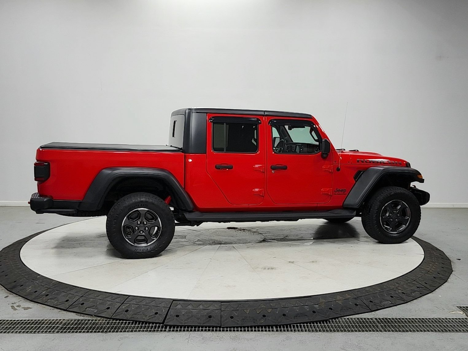 Used 2020 Jeep Gladiator Rubicon AWD/4WD image 8