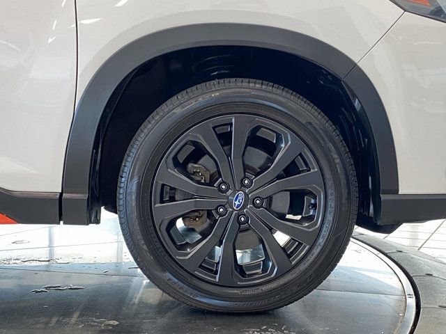 Used 2023 Subaru Forester Sport image 9
