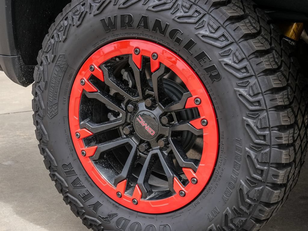 New 2025 GMC Sierra 1500 AT4X AWD/4WD image 78