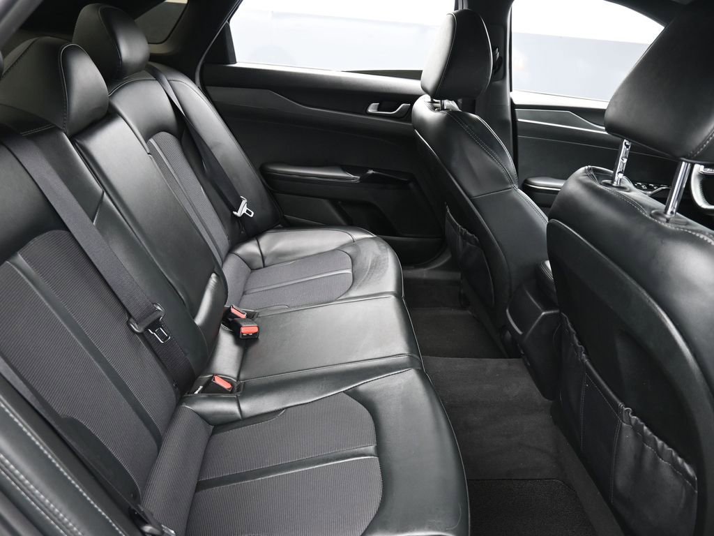 Used 2023 Kia K5 GT-Line image 16