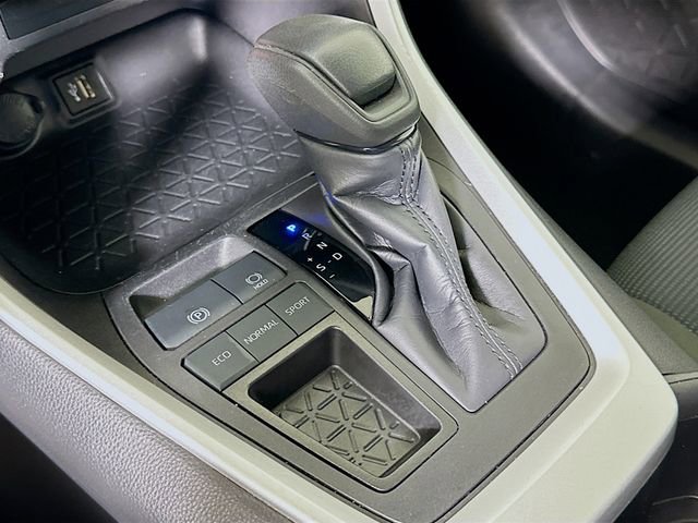 Certified 2024 Toyota RAV4 LE image 19