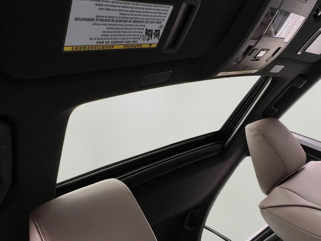 New 2025 Lexus ES 350 w/ Premium Package image 4