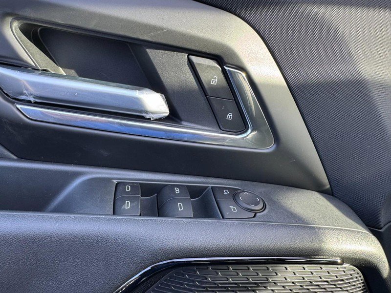 New 2026 Chevrolet Silverado EV LT image 11