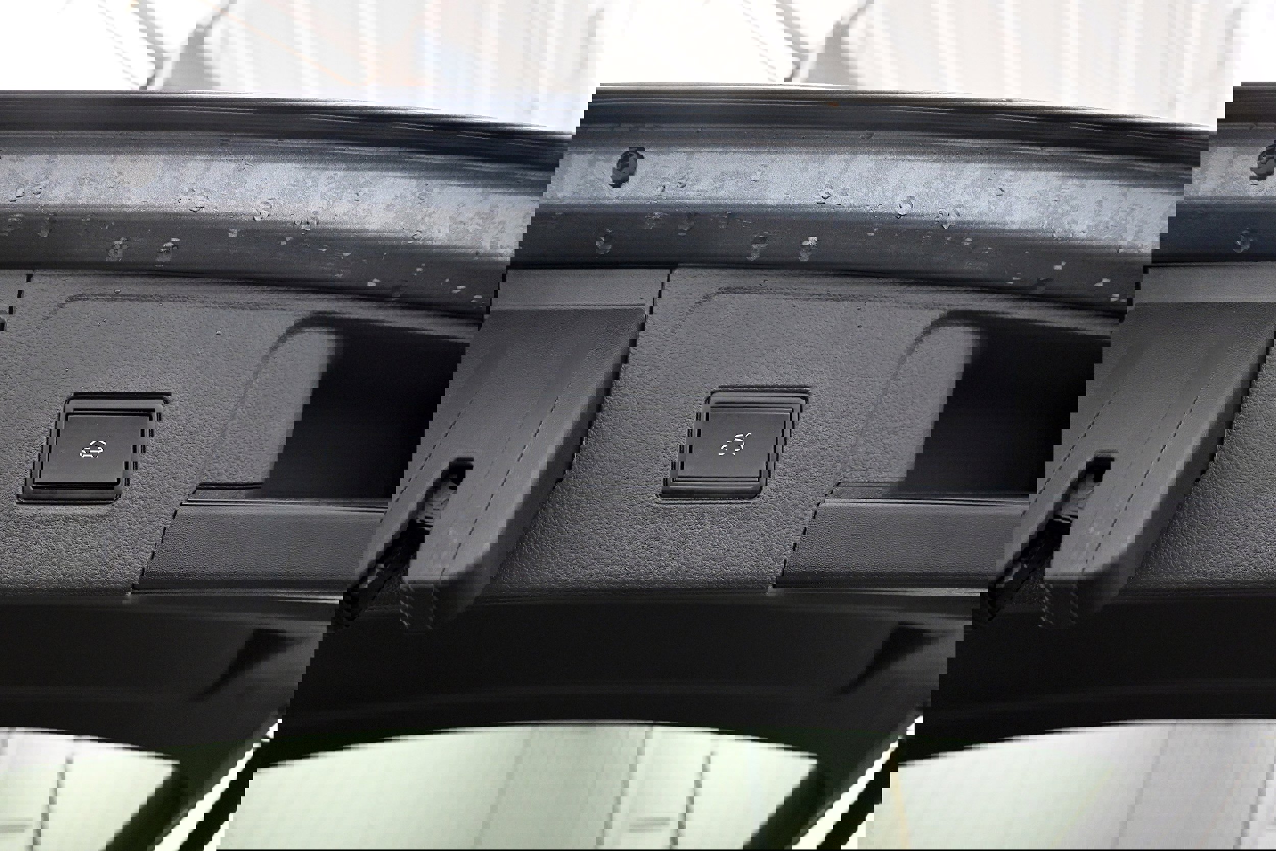 Used 2019 Volkswagen Atlas SEL Premium image 33