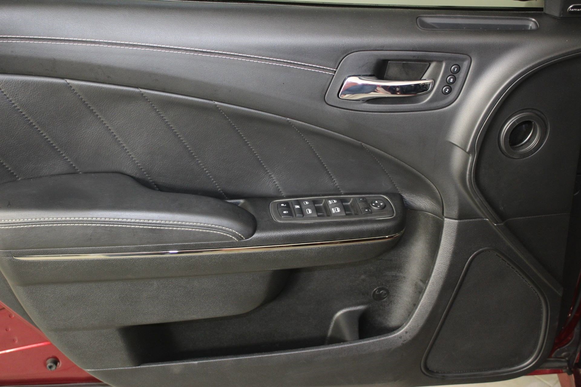 Used 2023 Dodge Charger SRT Hellcat w/ Harman/Kardon Audio Group image 12