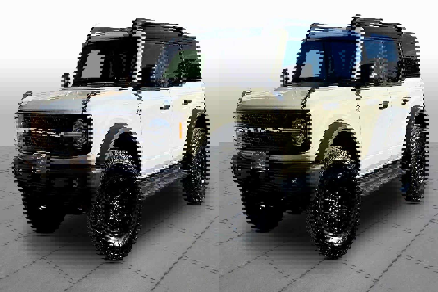 Used 2025 Ford Bronco Outer Banks w/ Sasquatch Package image 41