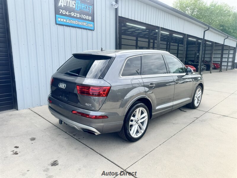 Used 2018 Audi Q7 3.0T Prestige w/ Prestige Package AWD/4WD image 11