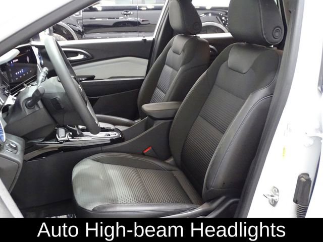 Used 2024 Chevrolet Trax LT image 10