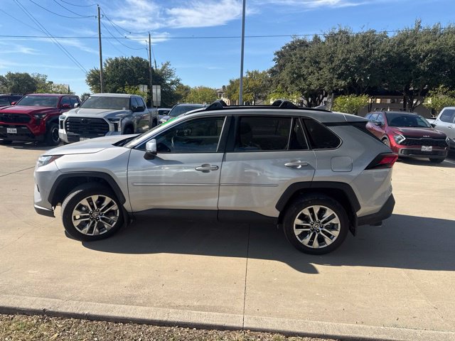 Used 2025 Toyota RAV4 XLE Premium w/ Weather Package FWD image 6