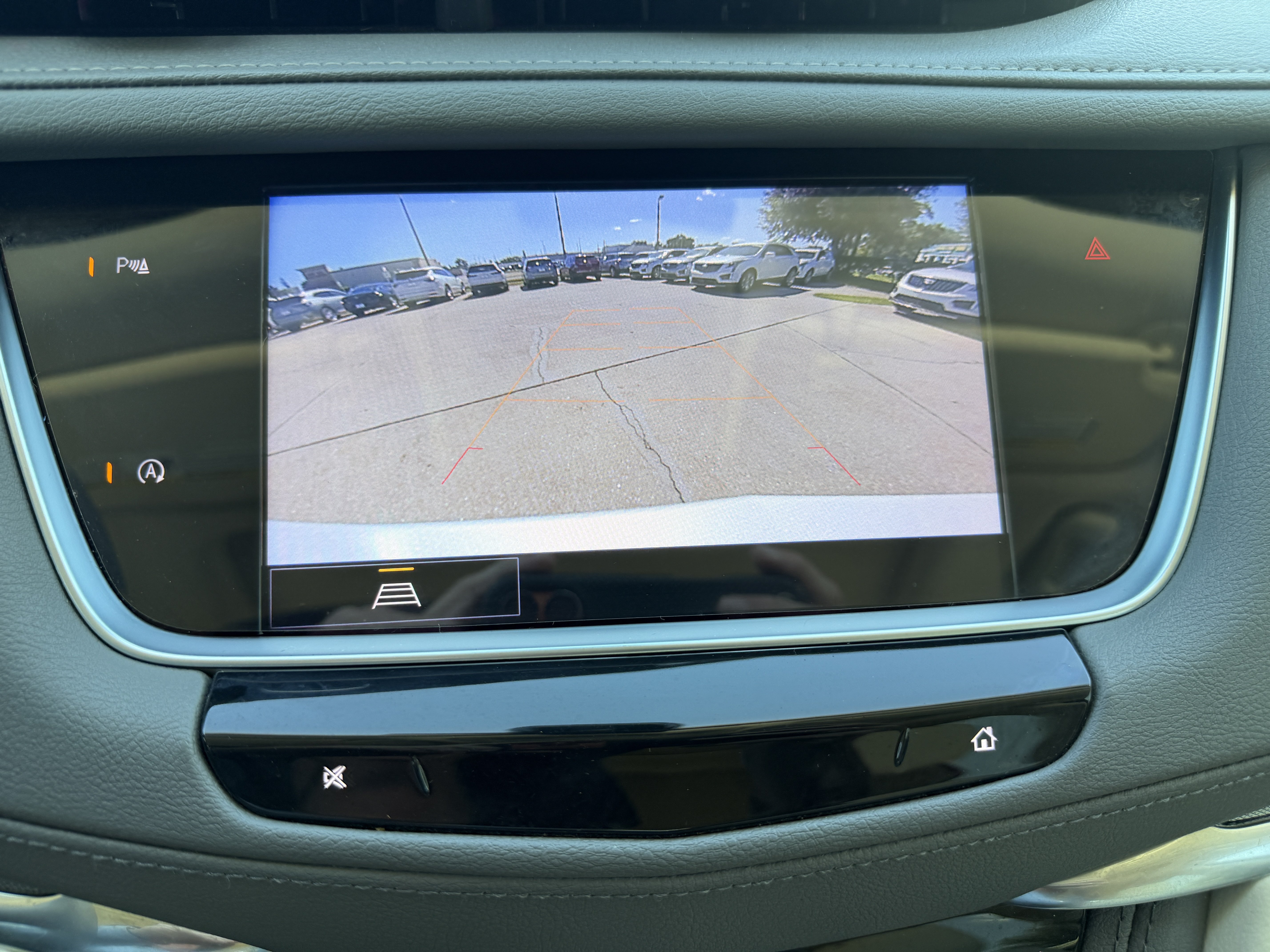 Certified 2022 Cadillac XT5 Premium Luxury FWD image 22