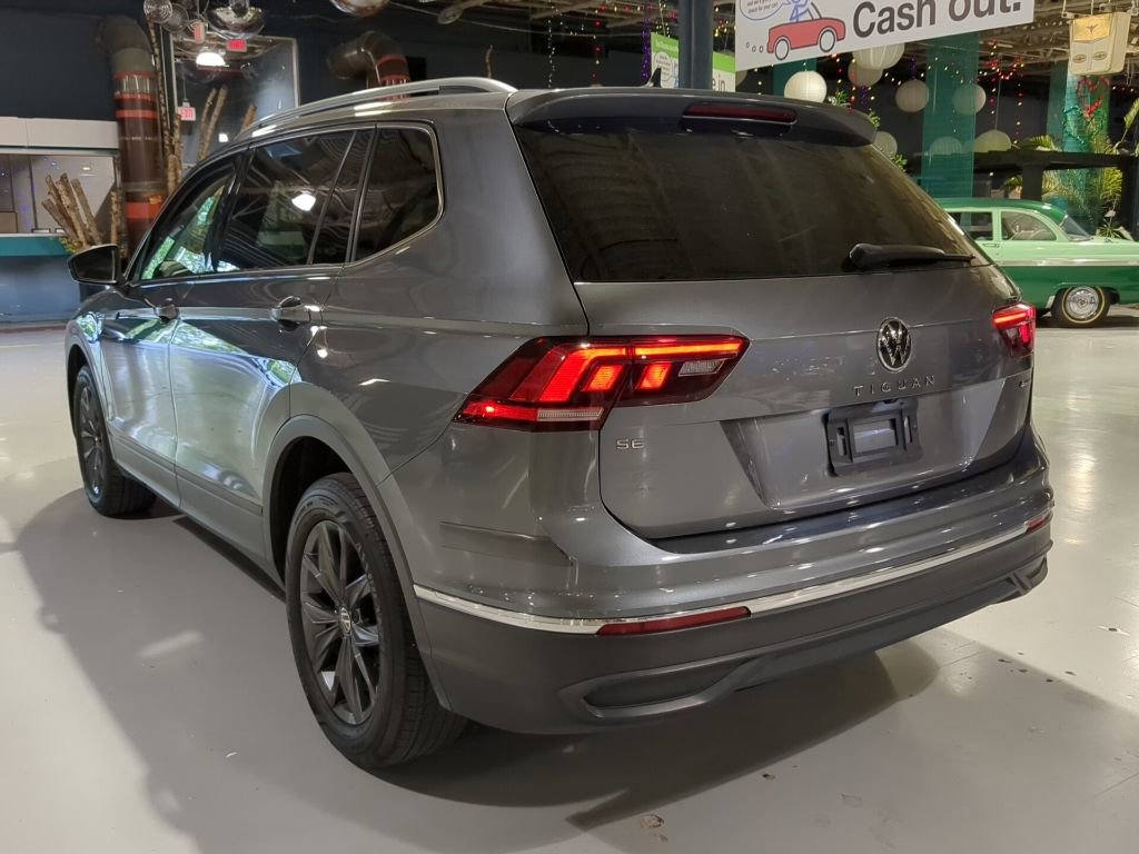 Used 2022 Volkswagen Tiguan SE AWD/4WD image 8