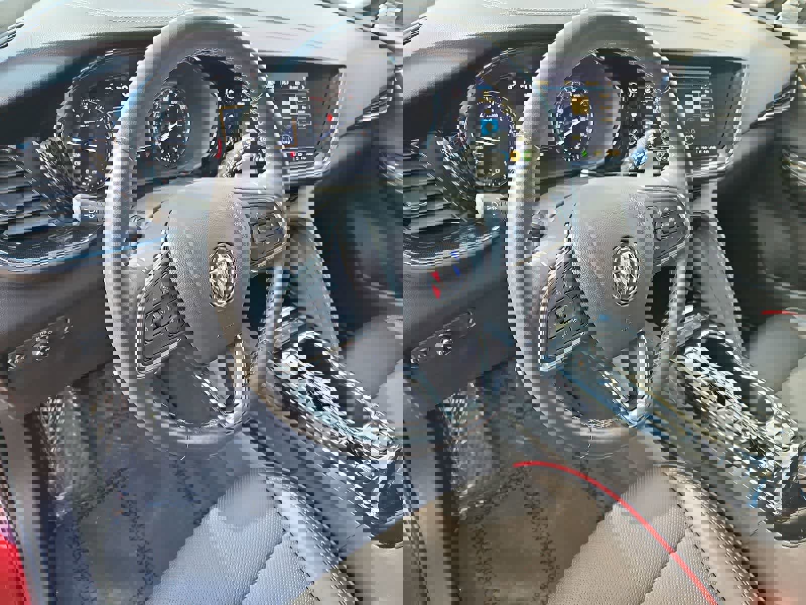 Used 2022 Buick Envision Essence w/ Sport Touring Package image 11