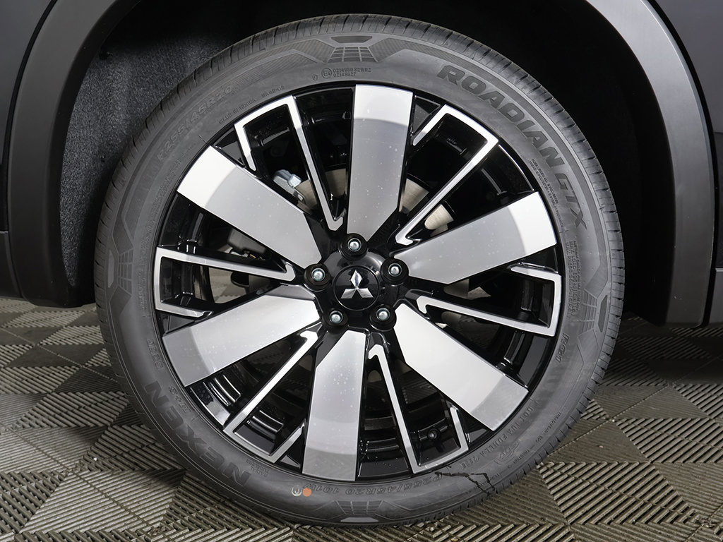 New 2026 Mitsubishi Outlander SE FWD image 24