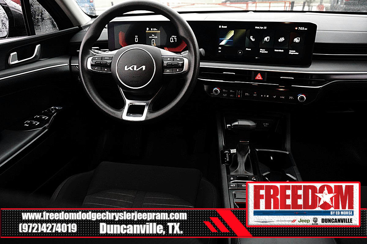 Used 2025 Kia K5 LXS FWD image 17