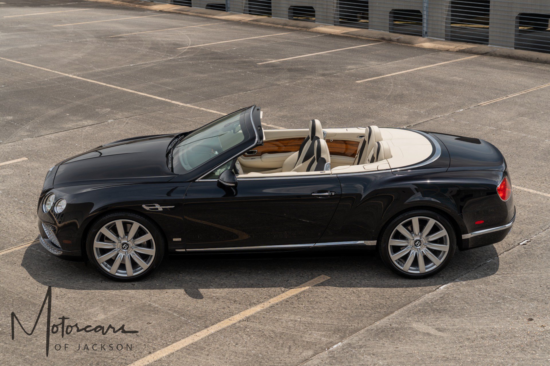 Used 2018 Bentley Continental GT AWD/4WD image 29