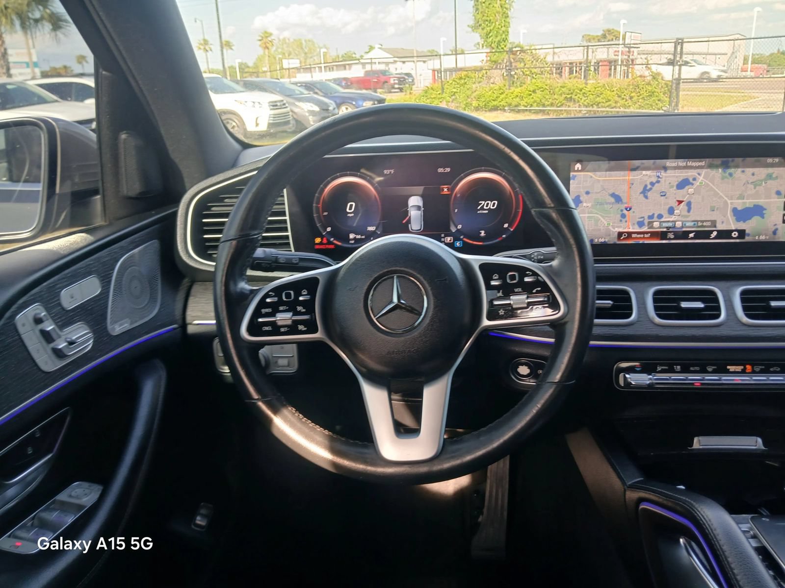 Used 2020 Mercedes-Benz GLE 350 4MATIC w/ Premium Package image 25