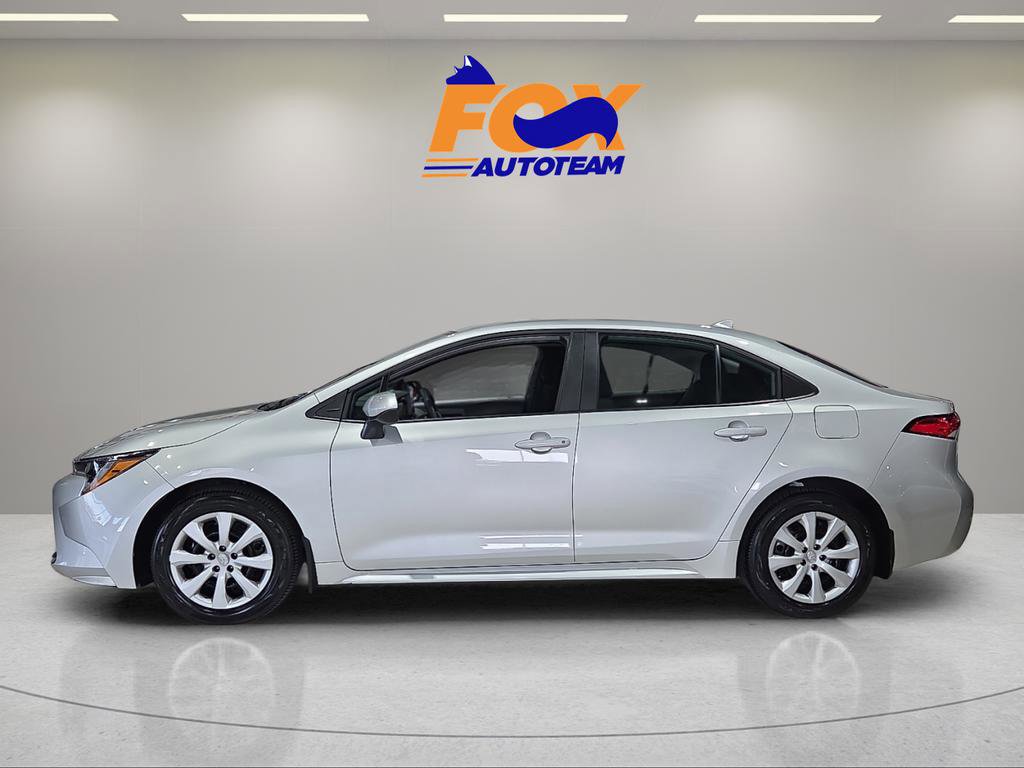 Certified 2025 Toyota Corolla LE image 2