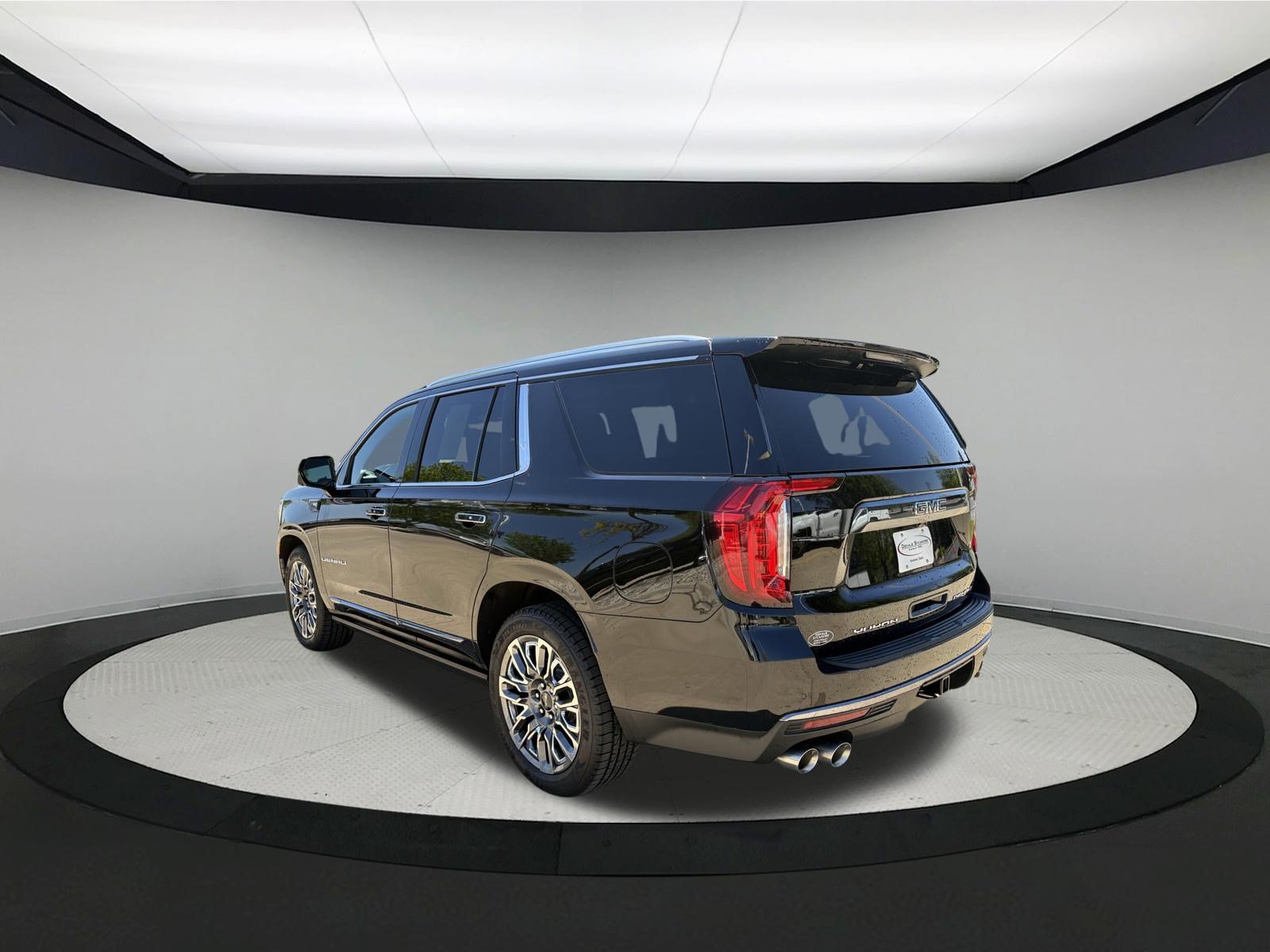 Used 2023 GMC Yukon Denali Ultimate AWD/4WD image 5