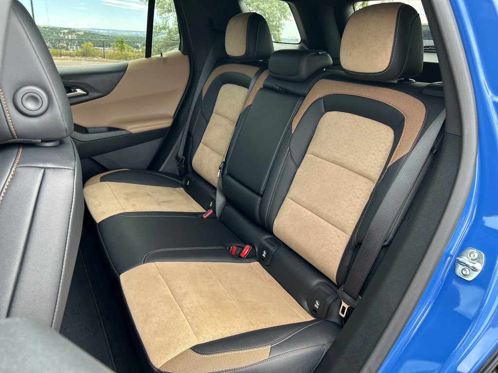 Used 2026 Chevrolet Equinox ACTIV w/ Convenience Package III AWD/4WD image 18