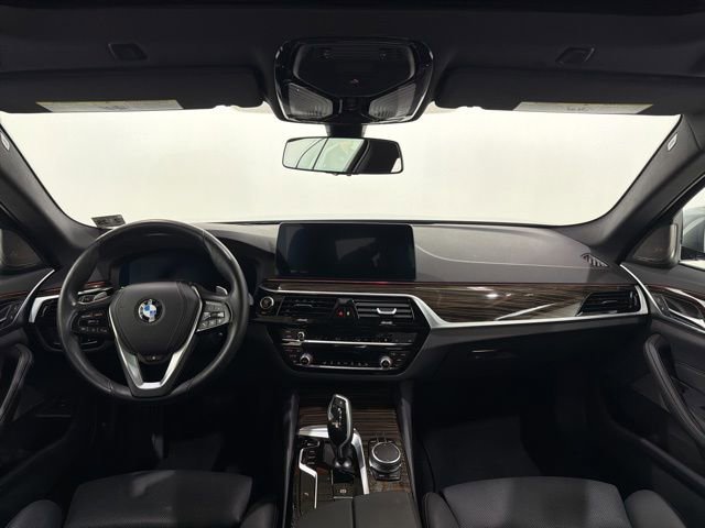 Certified 2023 BMW 530i xDrive w/ Premium Package image 29