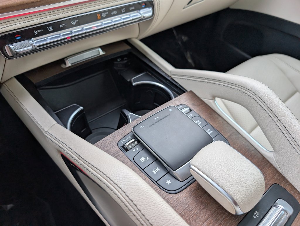 Used 2022 Mercedes-Benz GLS 450 4MATIC image 18