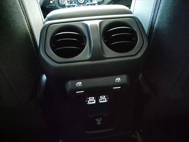 Used 2024 Jeep Wrangler Unlimited Sahara AWD/4WD image 16