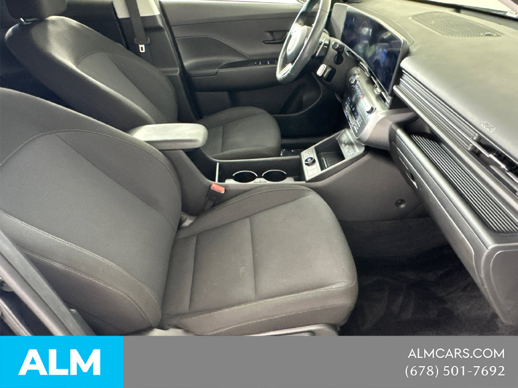 Used 2025 Hyundai Kona SEL FWD image 16