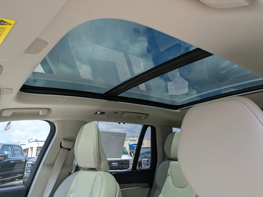 Certified 2022 Volvo XC90 T6 Inscription w/ Advanced Package image 20