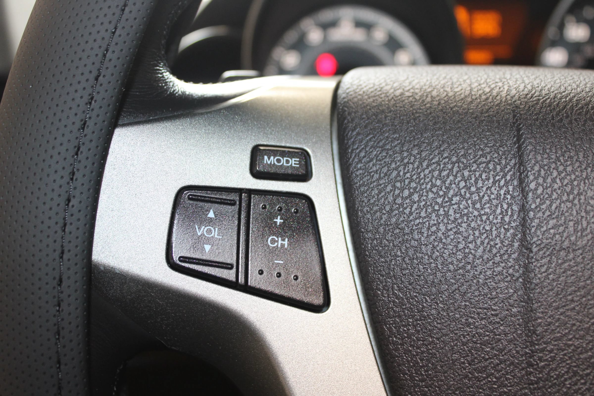 Used 2011 Acura MDX w/ Technology Package AWD/4WD image 15