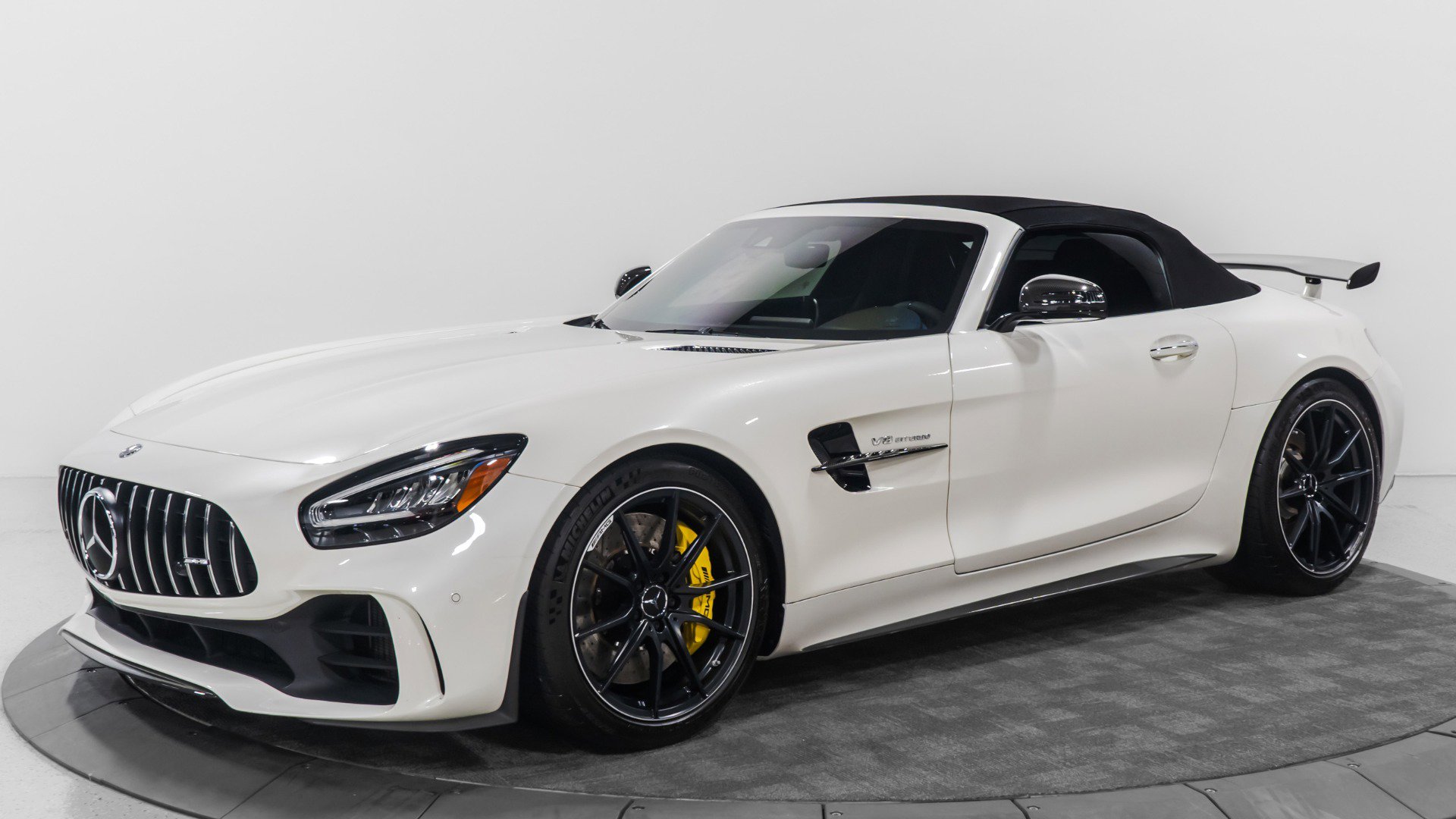 Used 2020 Mercedes-Benz AMG GT R image 13