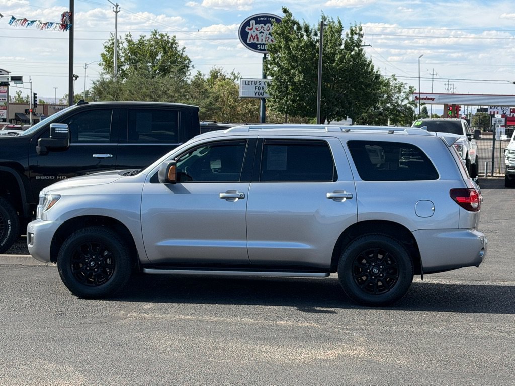 Used 2018 Toyota Sequoia Limited w/ Safety & Convenience Package AWD/4WD image 47