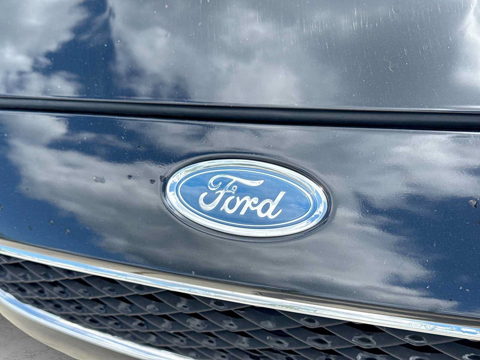 Used 2016 Ford Focus SE w/ Equipment Group 201A FWD image 11
