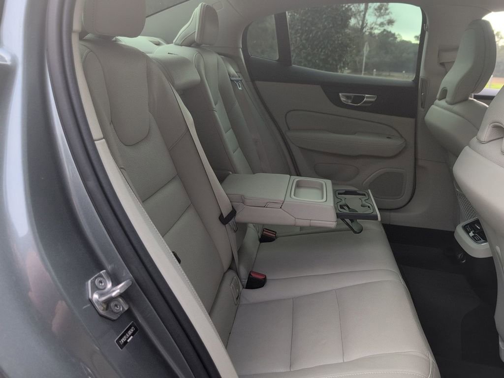 Used 2020 Volvo S60 T5 Inscription w/ Protection Package Premier image 30