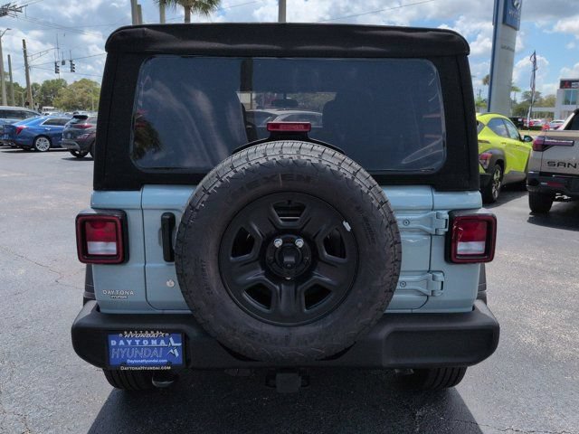 Used 2024 Jeep Wrangler Unlimited Sport AWD/4WD image 5