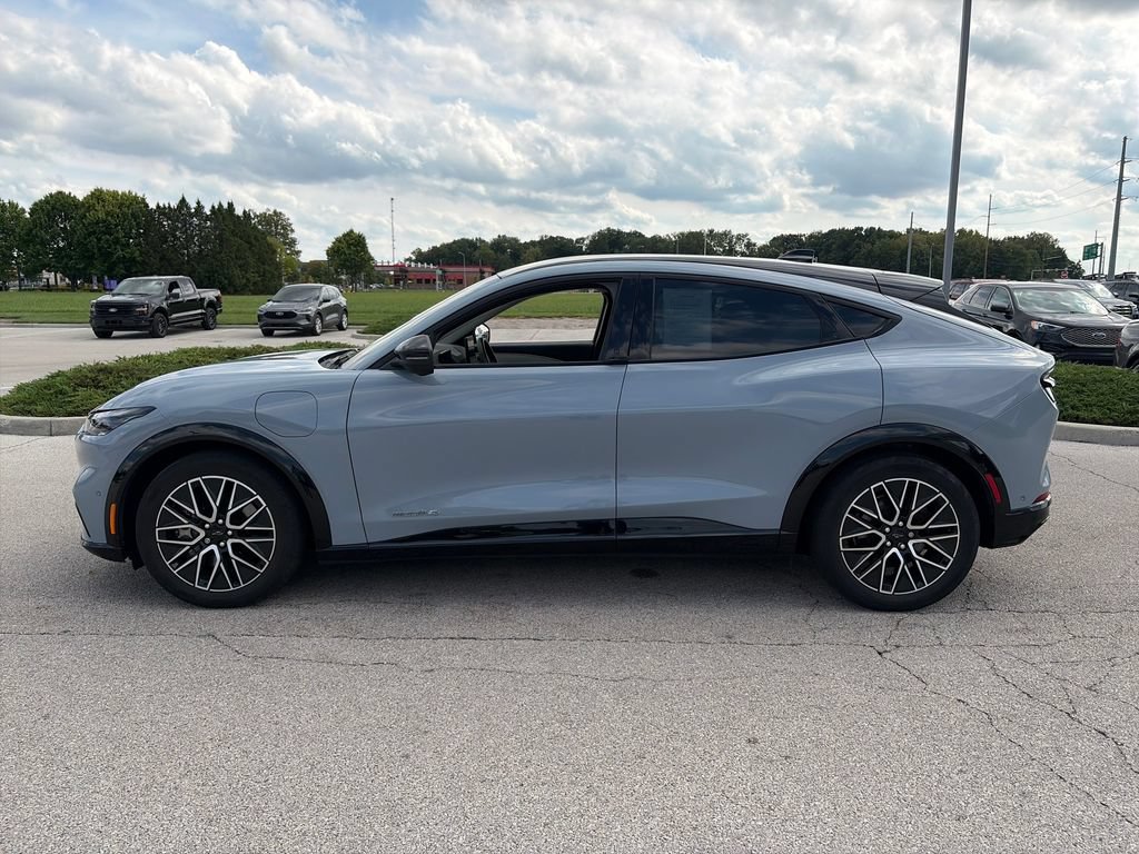 Used 2024 Ford Mustang Mach-E Premium AWD/4WD image 4