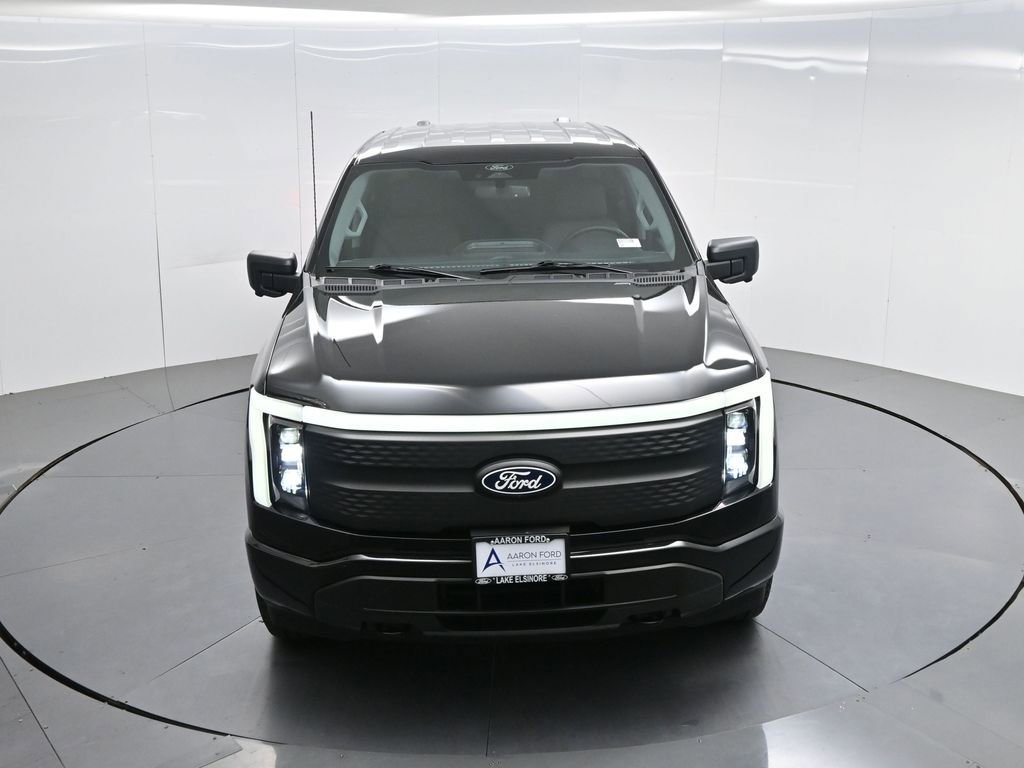 Used 2025 Ford F150 Lightning XLT image 41