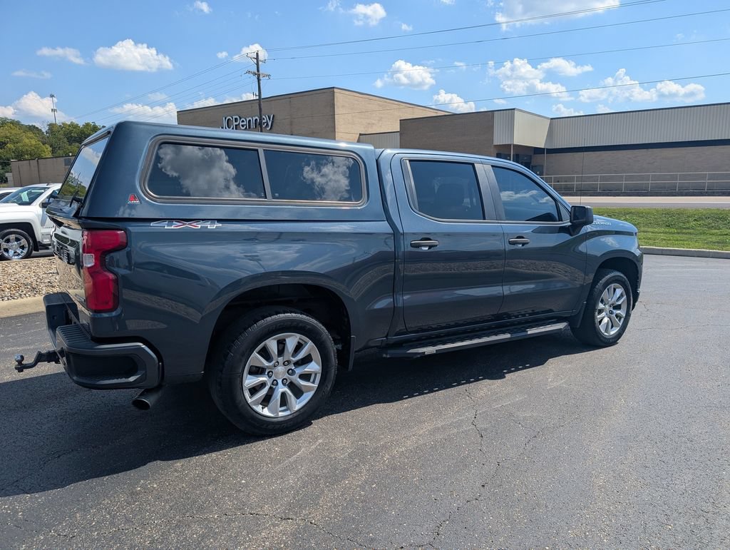 Used 2019 Chevrolet Silverado 1500 Custom w/ Custom Convenience Package AWD/4WD image 8