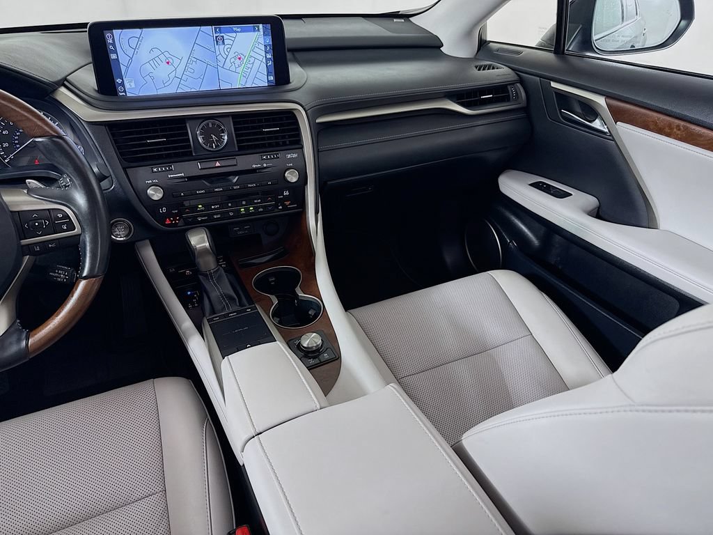 Certified 2020 Lexus RX 350L Premium w/ Premium Package AWD/4WD image 24