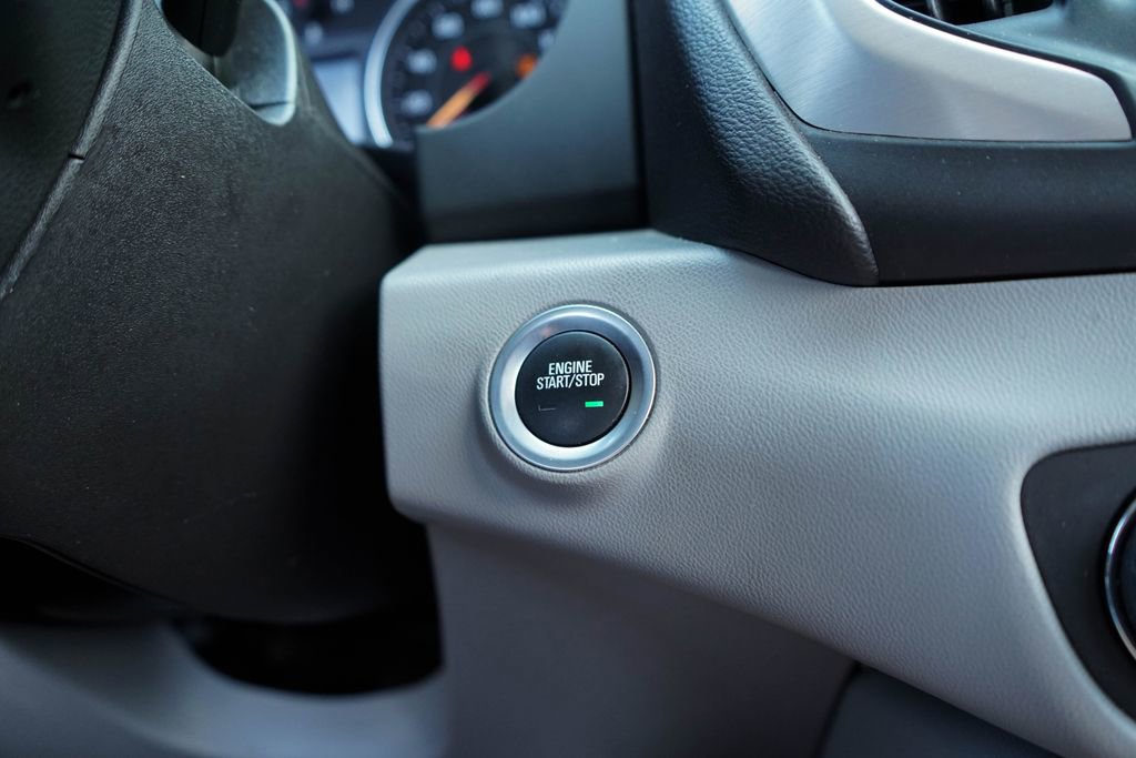 Used 2024 GMC Terrain SLT FWD image 12