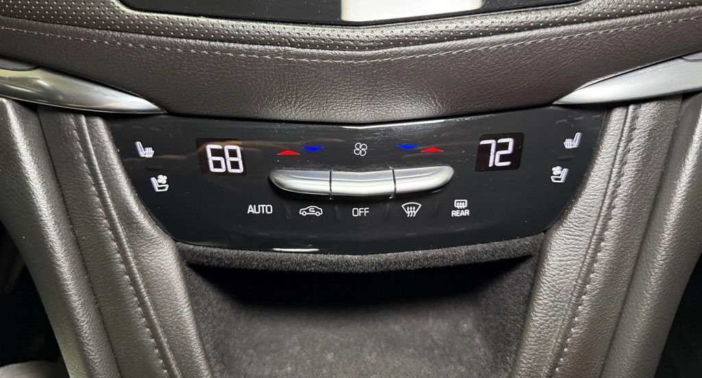 Used 2017 Cadillac XT5 Premium Luxury AWD/4WD image 8