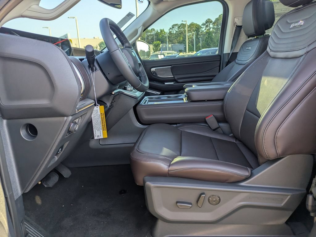 New 2026 Ford Expedition Platinum w/ Platinum Ultimate Package AWD/4WD image 23