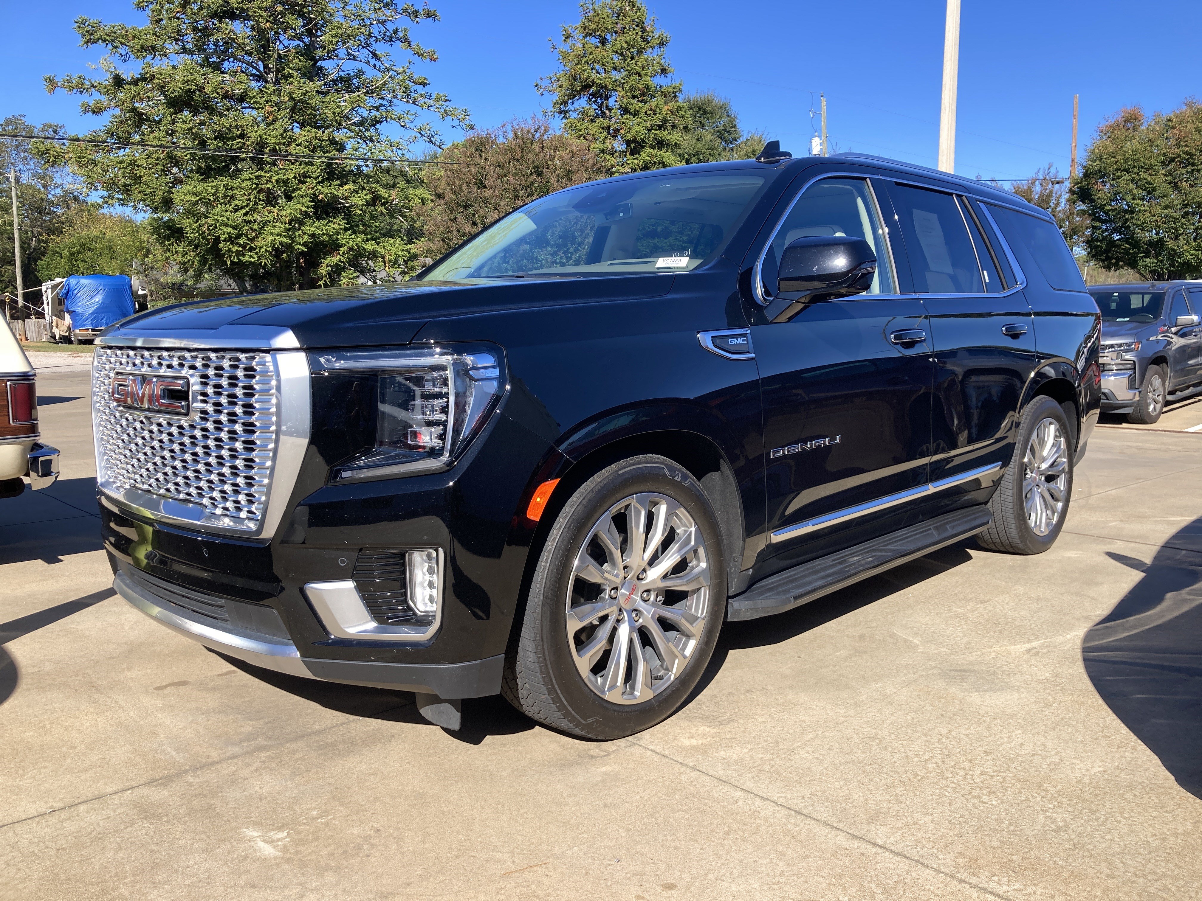 Used 2024 GMC Yukon Denali w/ Max Trailering Package AWD/4WD image 1