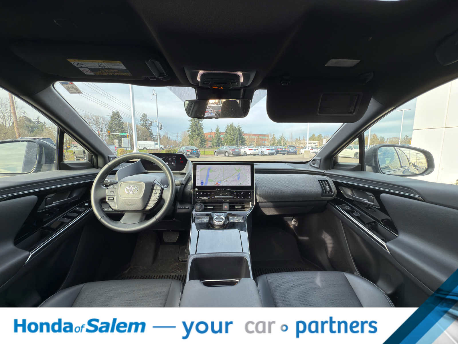 Used 2023 Toyota bZ4X Limited image 13