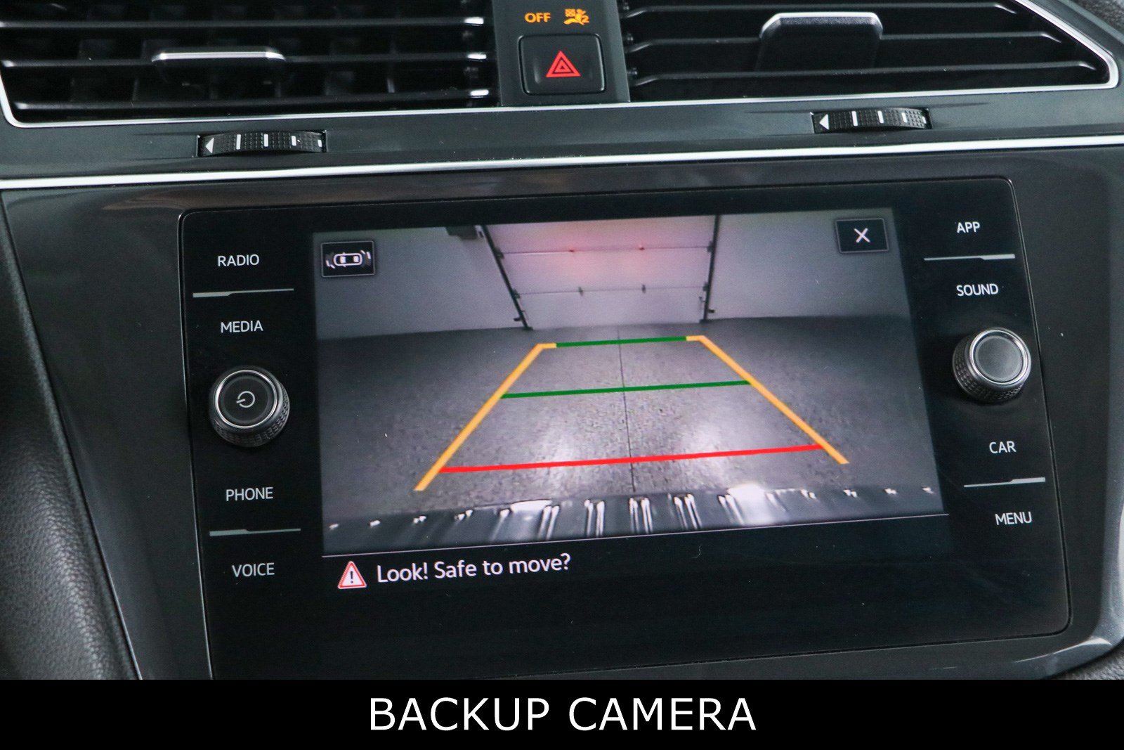 Used 2022 Volkswagen Tiguan SE FWD image 18